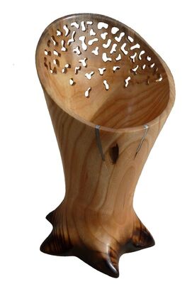 Robert Lenouvel, tourneur et sculpteur sur bois à Iffendic
