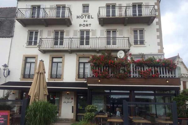 Hôtel du Port