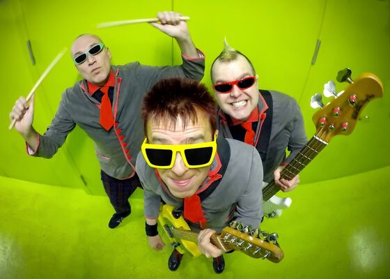 The-Toy-Dolls-14dec19