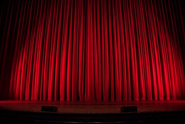 Théâtre ©Rob Laughter