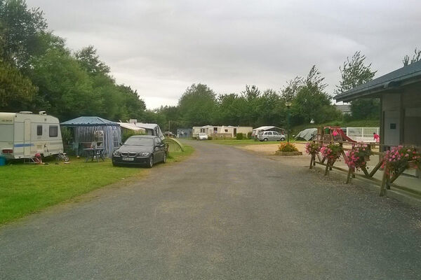 Camping de la Vallée du Dourdu