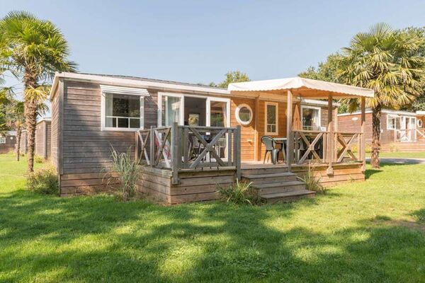 Castels Camping des Ormes, Domaine & Resort