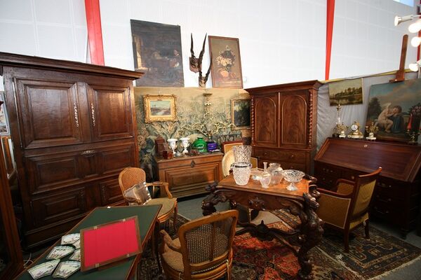 --Salon-des-Antiquaires