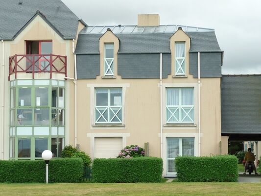 1 appartement 211 résidence la Baie des Corsaires St Malo vue coté mer