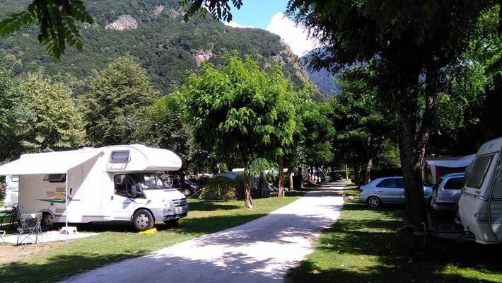 BAGNERES DE LUCHON camping fil de l oo 1