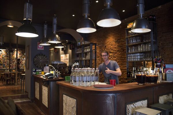 Bar