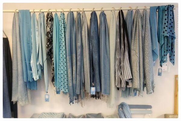 Boutique Carré Bleu Echarpes