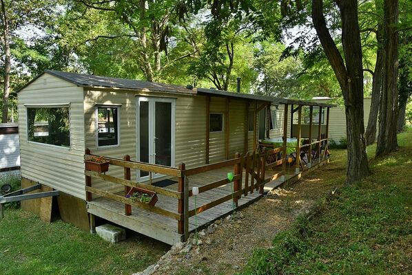 Camping 7 MONTMAURIN