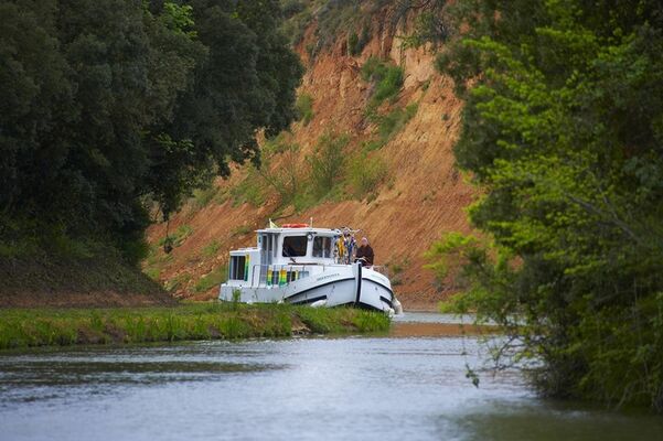 Canal-du-Midi-en-Penichette-canal-paysage-P935-SP800WEB