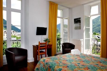 Chambre 2 Aquitaine LUCHON RN