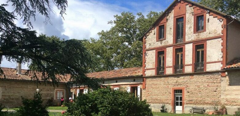 Chateau Flotis1