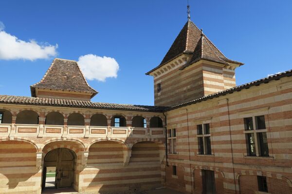 Chateau LAREOLE