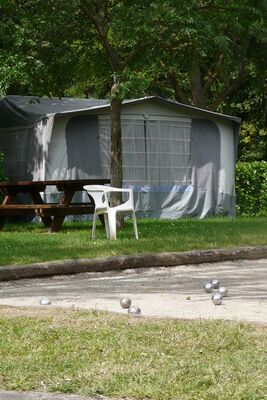 Exterieur 2 les petites pyrenees AURIGNAC RN