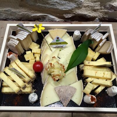 Fromagerie Marzac Composition