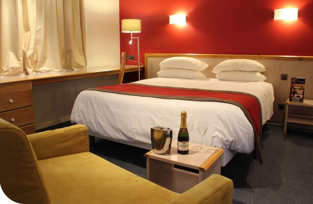Hotel du commerce 7 SAINT GAUDENS
