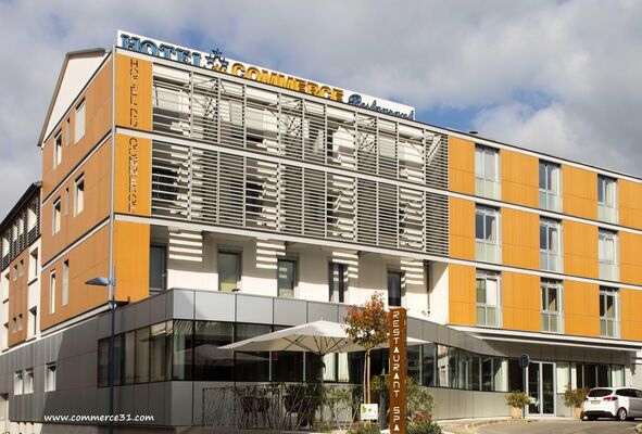 Hotel du commerce 8 SAINT GAUDENS