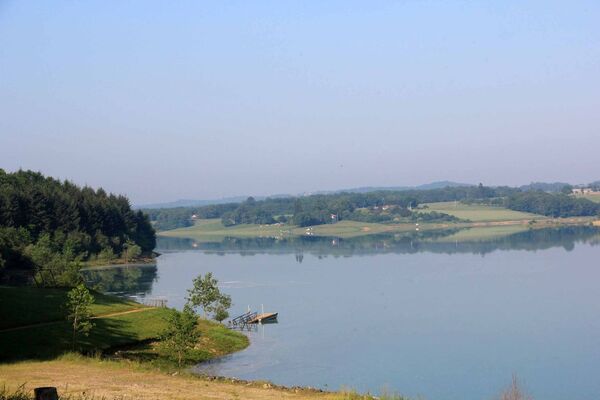 Lac-de-la-Gimone-boulogne-sur-gesse-pyrennes-haute-garonne