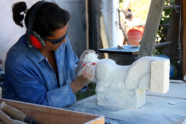 Stagiaire_credit-atelier_sculptures_david_leger (1)