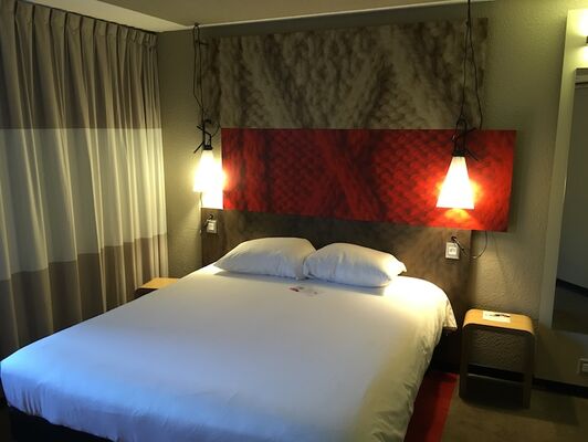 SWEET ROOM