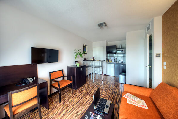 T2 - Salon - Cuisine