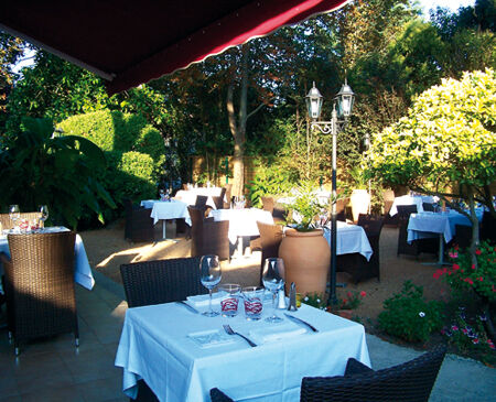 Terrasse Villa Chimères CASTELGINEST RN