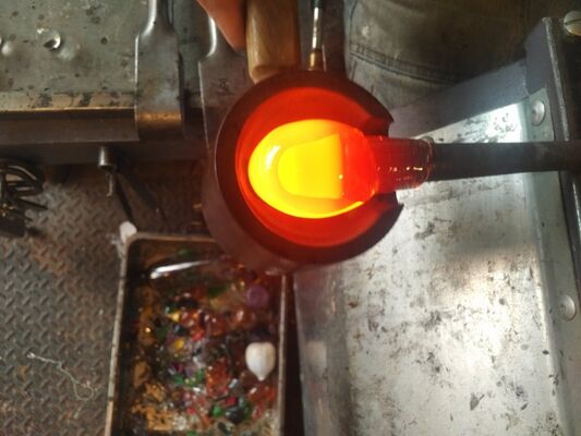 TiPii Atelier toulouse soufflage de verre chaudpetit
