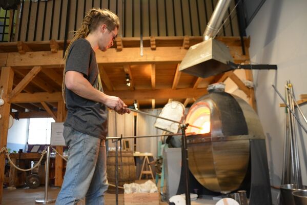 TiPii Atelier toulouse soufflage de verre thibautpetitt