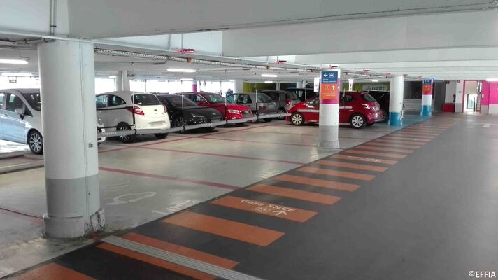 Toulouse - Parking Gare SNCF- EFFIA (5)