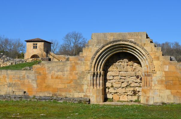 Abbaye de bonnefont arche PRIOUPARY