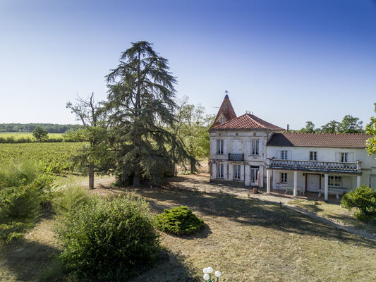 chateau-la-loge-4-2