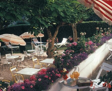 etigny terrasse LUCHON