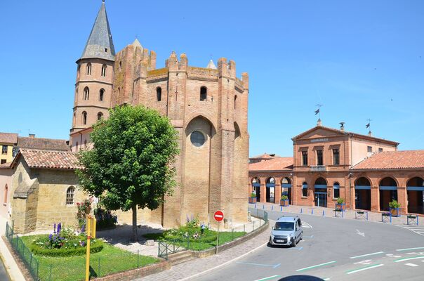 eglise-et-halle