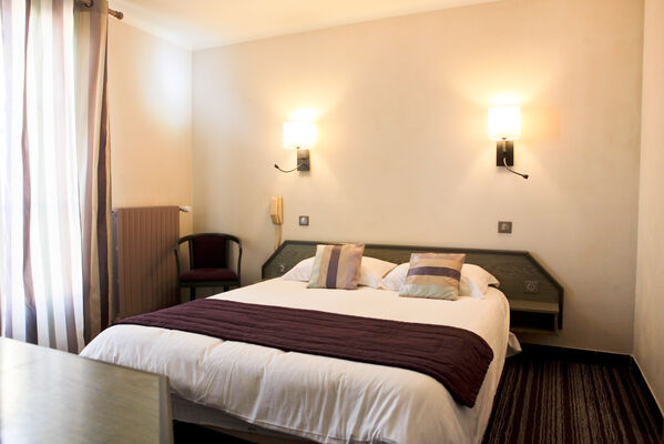 hotel esplanade saint gaudens (7)
