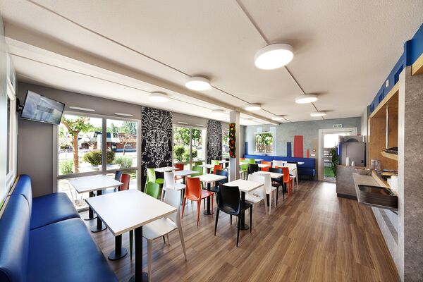 hotel-ibis-saint-gaudens-estancarbon-comminges-pyrenees3
