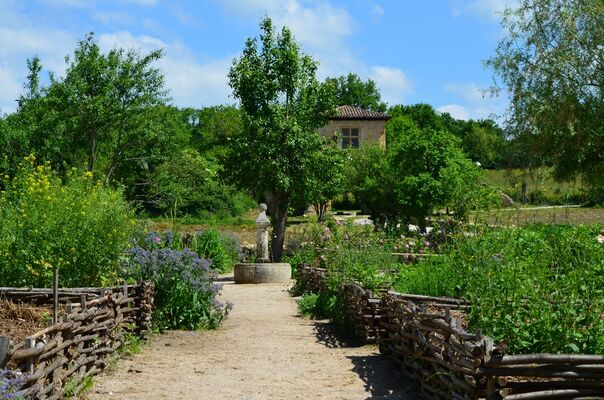 jardin abbaye bonnefotn PROUPIARY