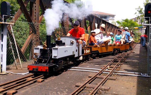le_petit_train_de_grenade-Credit-Petit-Train_Grenade (1)