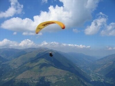 parapente voile jaune TOULOUSE