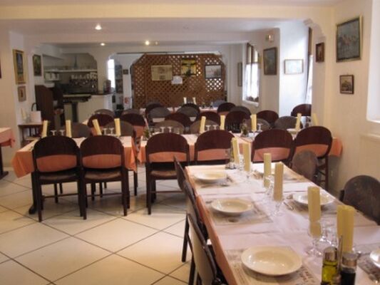 salle restaurant 2 hotel opiddum SAINT BERTRAND