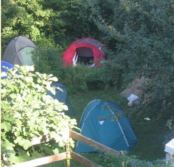 tente camping a la ferme MALVEZIE