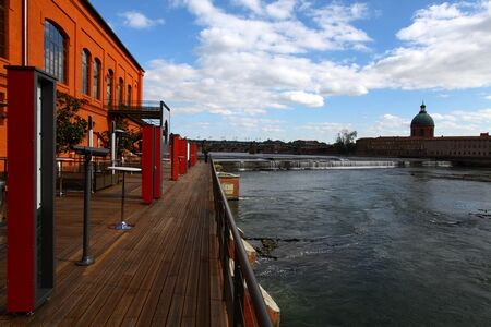 terrasse sur garonne Espace Bazacle TOULOUSE RN