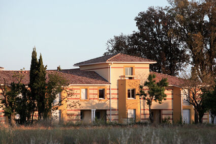 vue villa jaune Saint Simon