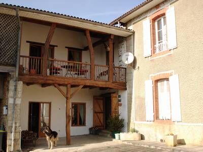 2010 - LA ROSE DES PYRÉNÉES - LOFT (2)