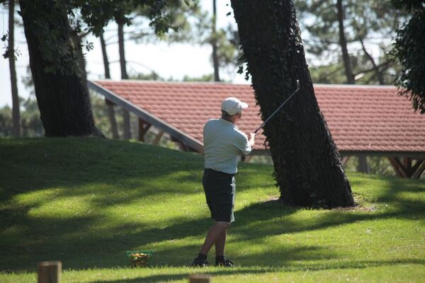 GOLF-page-32-3