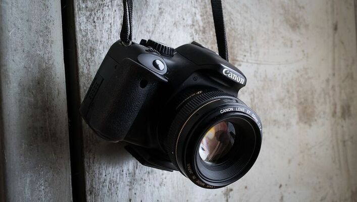 camera-991619-960-720