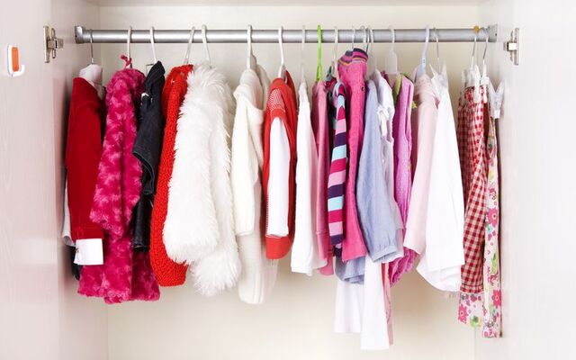 Vide dressing enfants