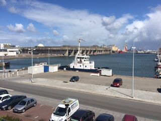 HLO44-meublé-le petit port