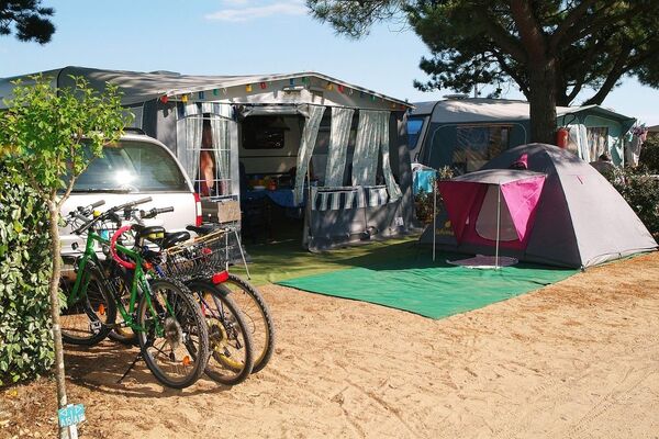 camping-la-baiedaunis-latranchesurmer-85_04