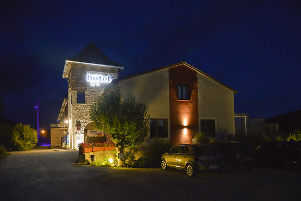Hôtel Les Gabarres à Tour de Faure