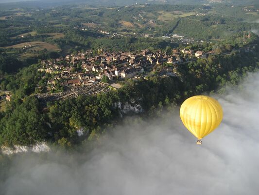 Montgolfieres du perigord Domme