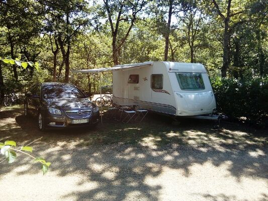 09 camping au bois dormant